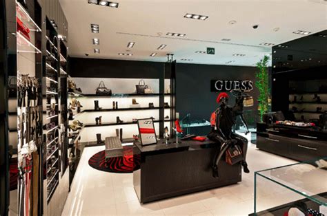 Ofertes Guess boutique Outlet Barcelona .